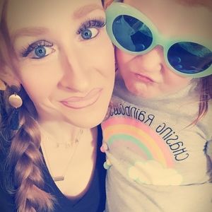 Meet your Posher, Lacey